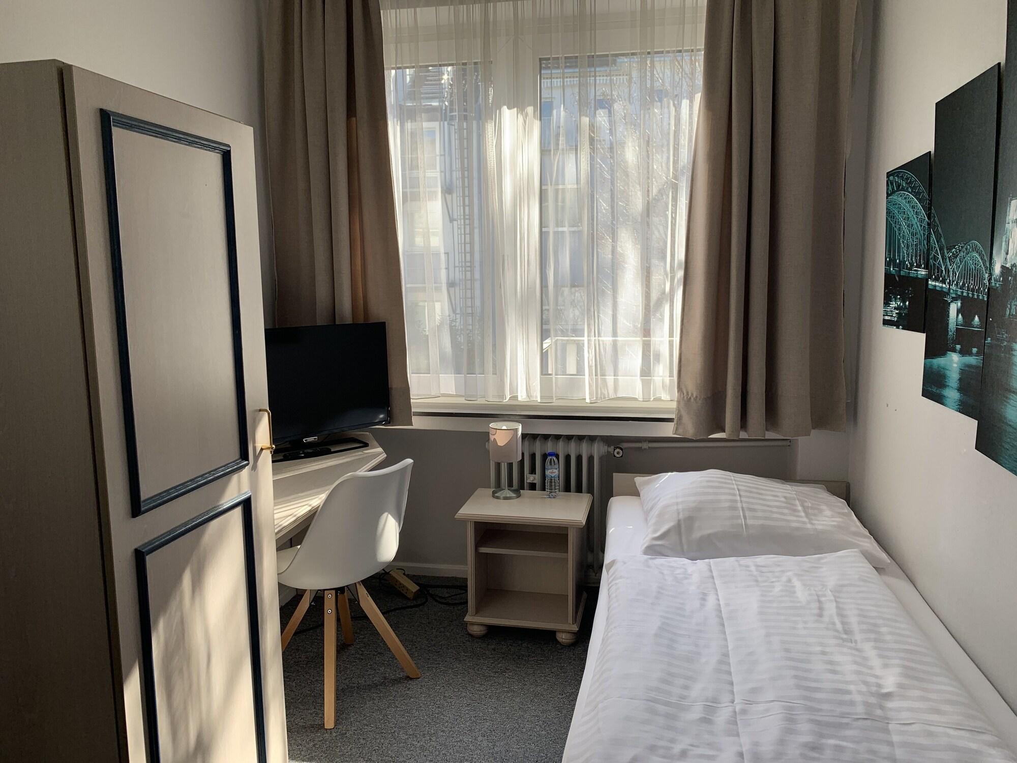 Hotel Berg Köln Eksteriør billede