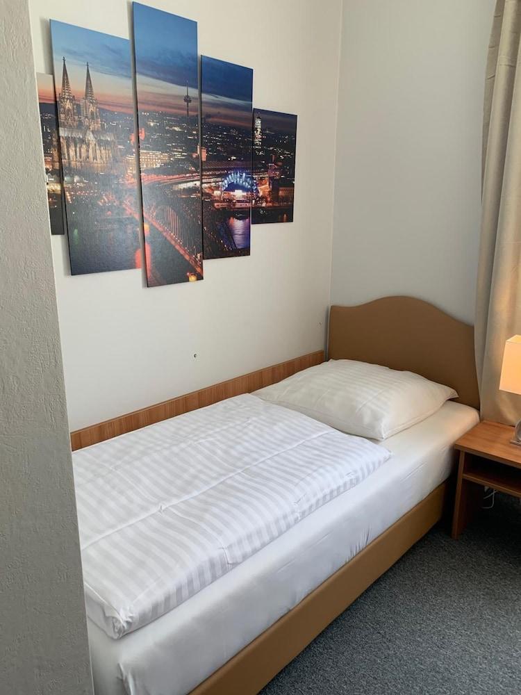 Hotel Berg Köln Eksteriør billede